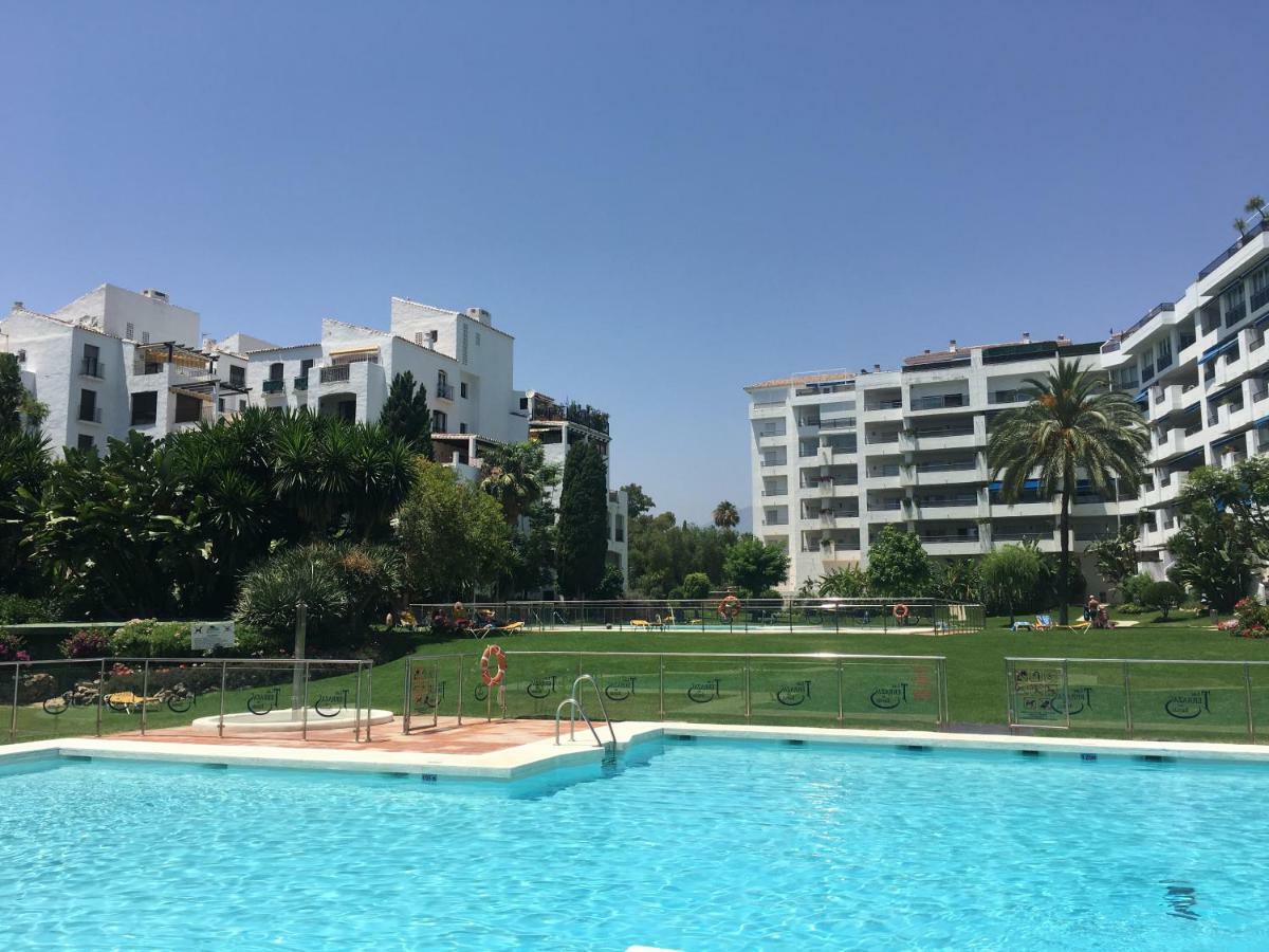 Jardines Del Puerto Apartment Marbella Exterior foto